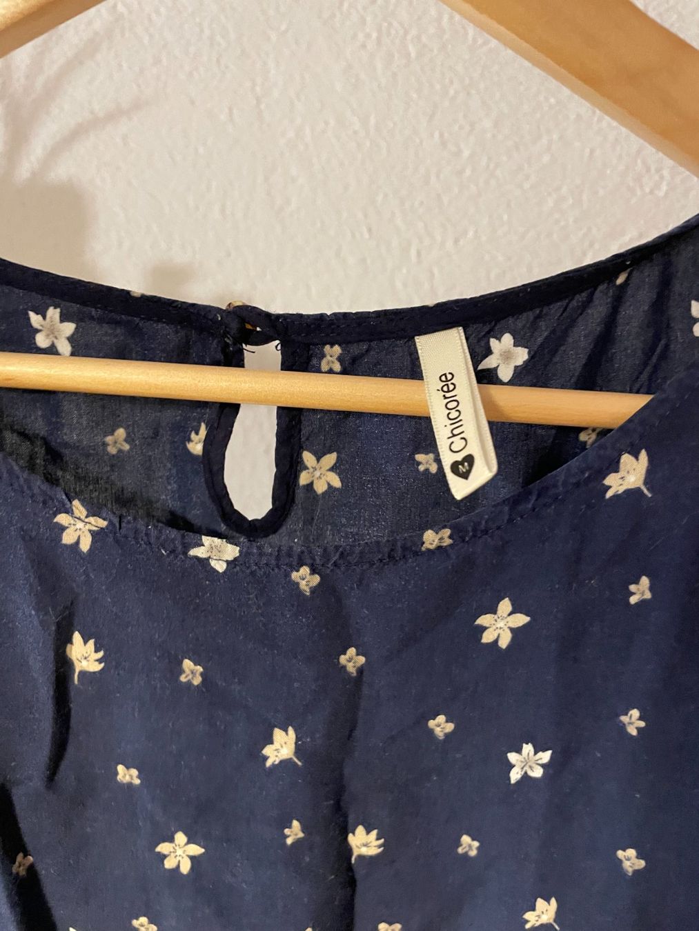 Vestiti: Chicoree Kleid, Grösse M, Dunkelblau mit Blumenmuster – Usato da Hubersdorf venduto da JanasHeartTreasures 1