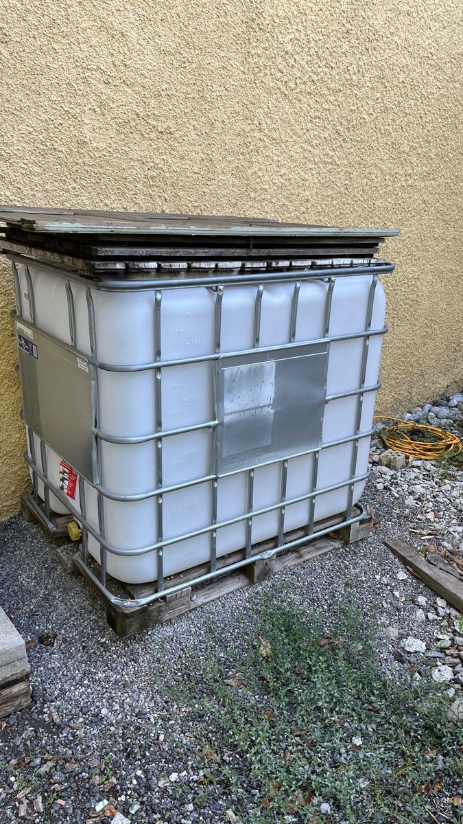Conteneurs de construction: Wassertank – D'occasion à Guntershausen par Coast