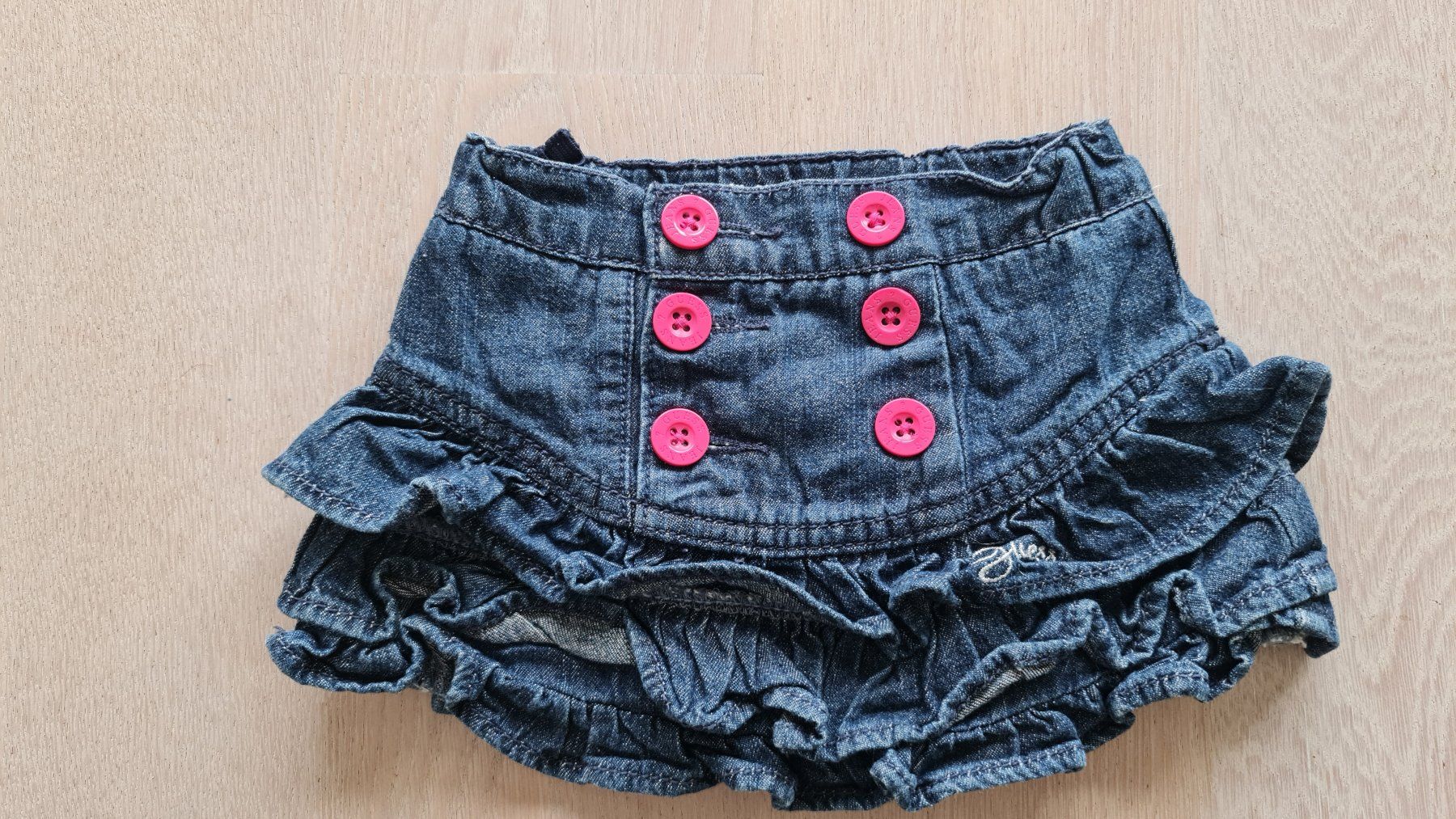 Guess Vestiti & Gonne: Rock, Guess, 12 Monate – Usato da Stäfa venduto da Sofie123