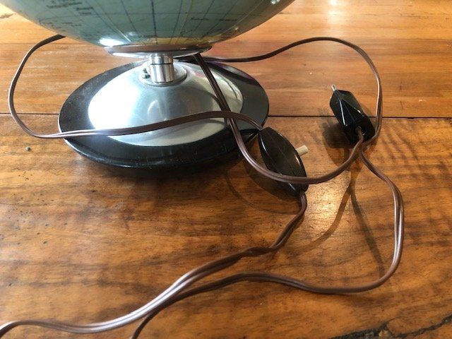 Sonstige Dekorationen & Accessoires: Ancienne globe terrestre – Gebraucht aus Chézard St Martin von schmitt 1