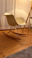 Vitra Eames Schaukelstuhl