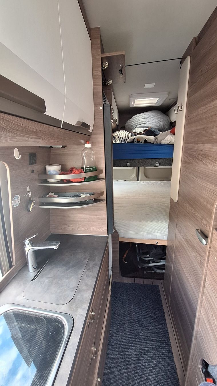 Knaus Veicoli da campeggio: Knaus BOXLIFE 630 Camper frisch ab grossem Service und MFK – Usato da Windisch venduto da Gravit 5