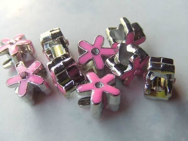 Perle (finte): Perle    rosa Blüte   mit mind. 4mm Loch – Nuovo (secondo la descrizione) da Alpnachstad venduto da perlengaby 1