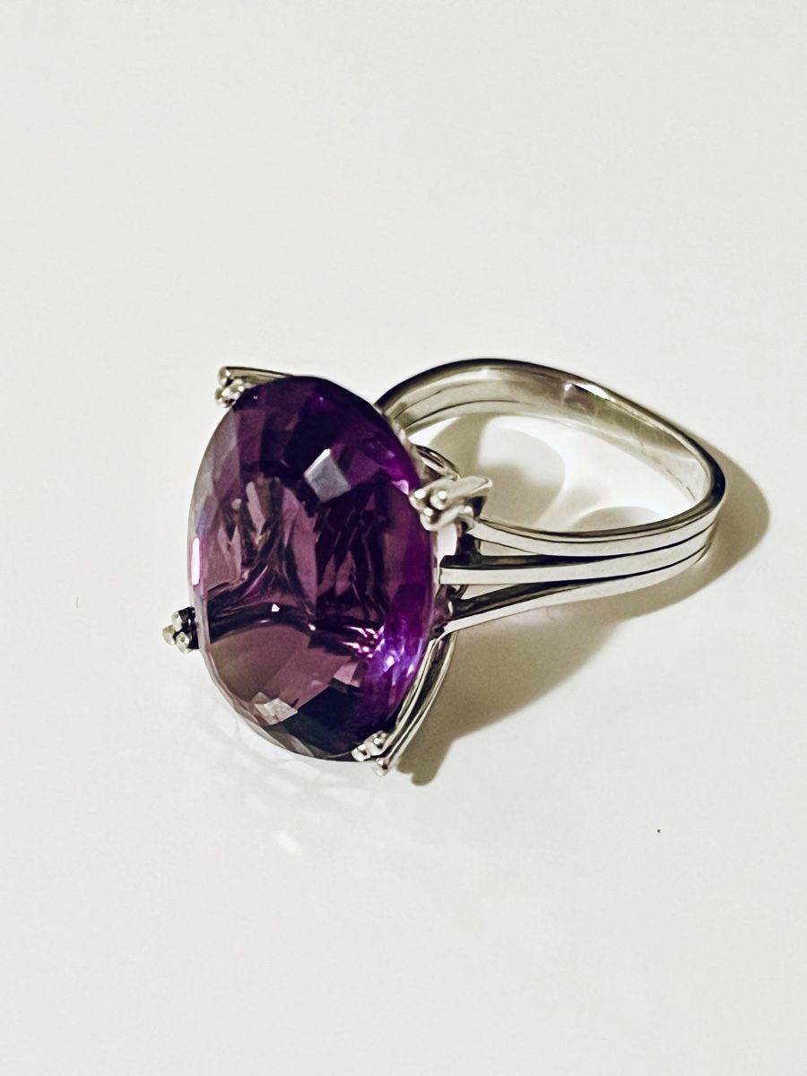 Anelli: Amethyst Ring 750 18k White Gold – Nuovo (secondo la descrizione) da Rüschlikon venduto da topswissvintage