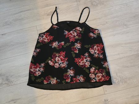 Schwarzes Sommer Top mit Rosenprint, Grösse M