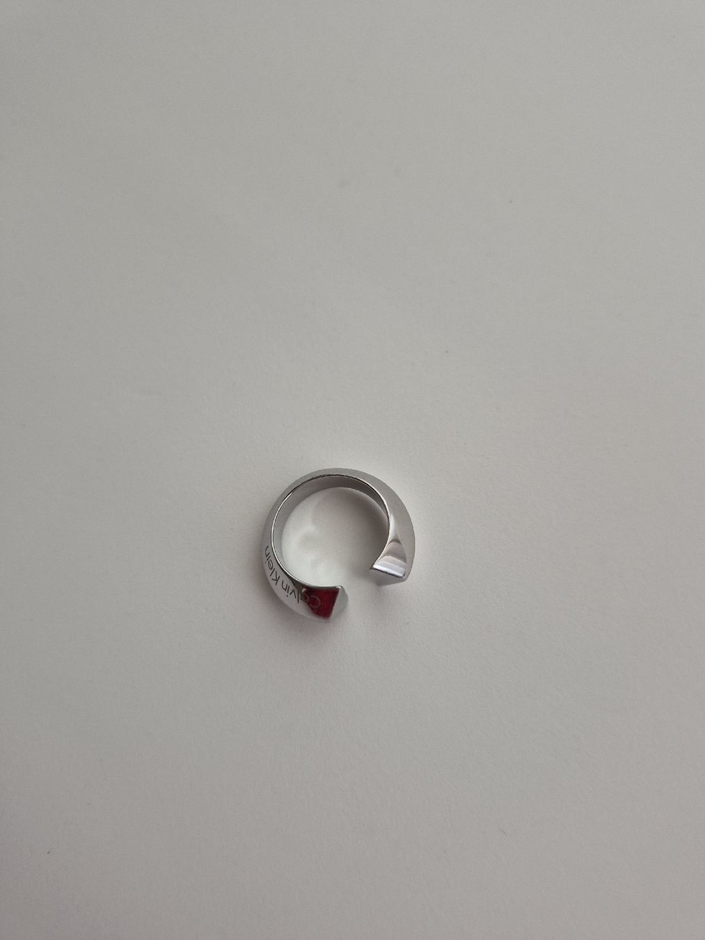 Calvin Klein Anelli: Ring Calvin Klein offen Edelstahl – Usato da Bern venduto da Rou_rsz5 8