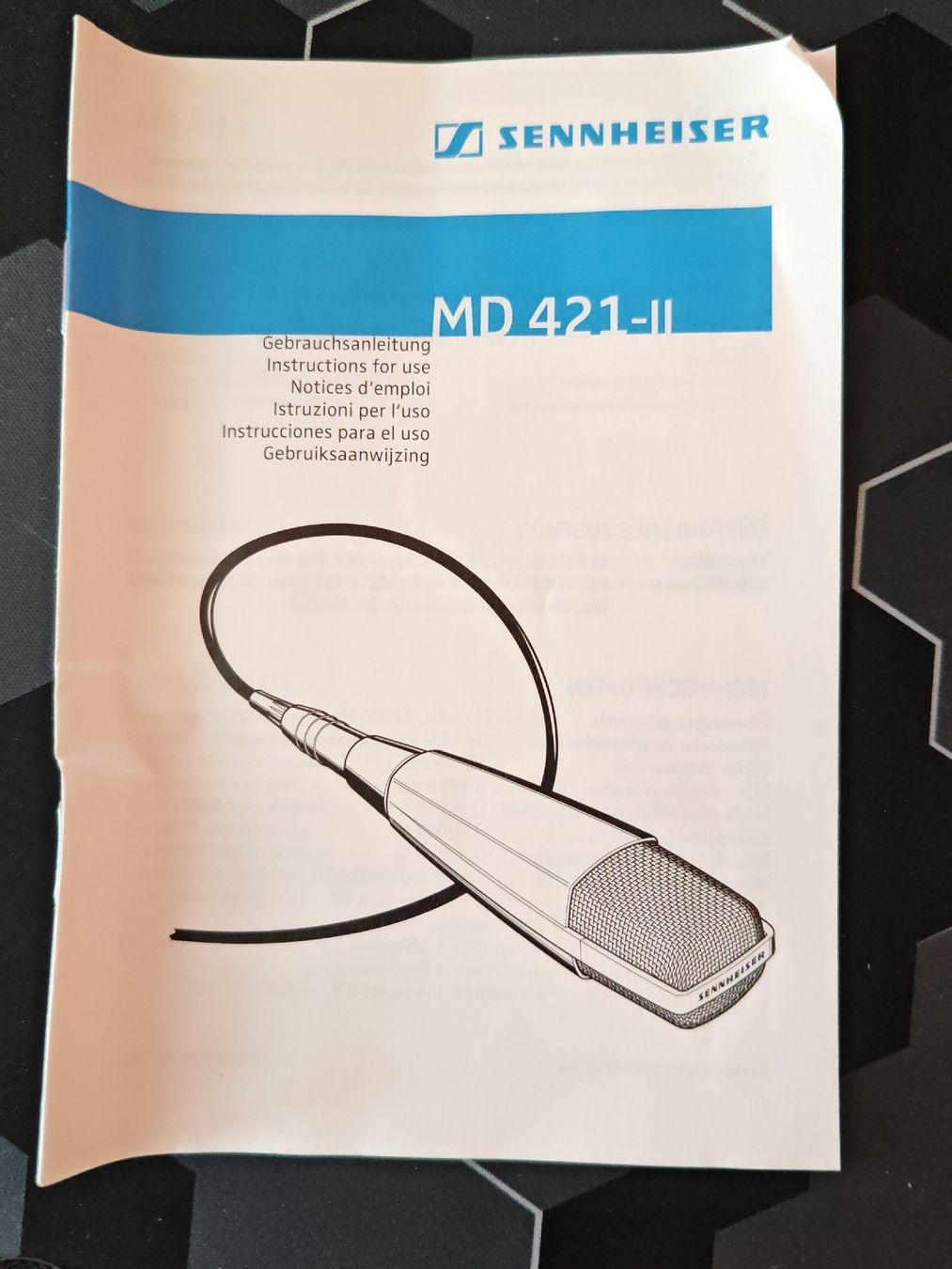 Sennheiser Microfoni: Sennheiser MD 421-II Dynamic Microphone with Case – Nuovo (secondo la descrizione) da Stallikon venduto da Petrotsky8143 4