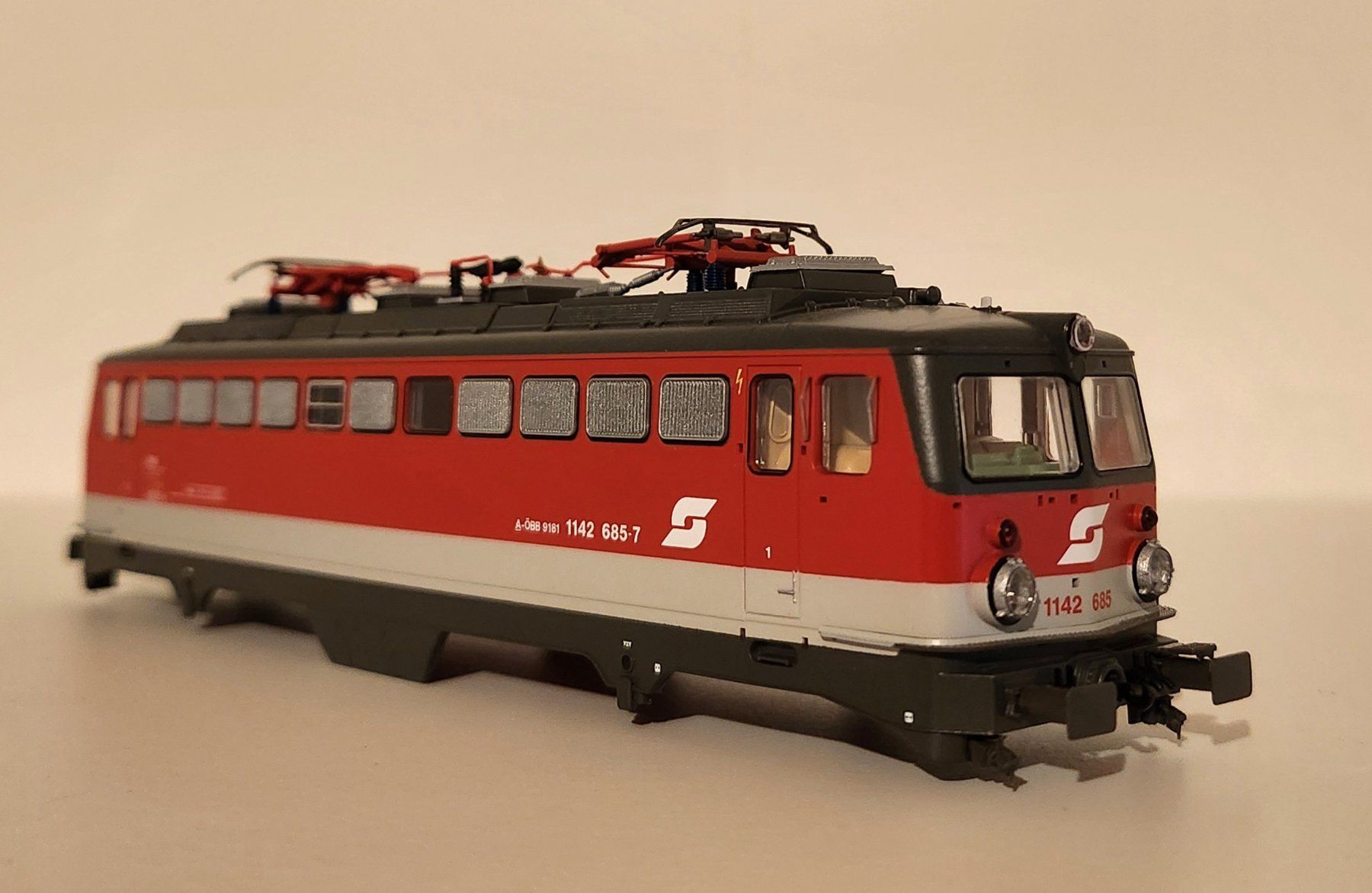 Roco Trains électriques: Roco ÖBB 1142 685 Lokgehäuse – Neuf (Voir description) à Wittenwil par ced_q8j7