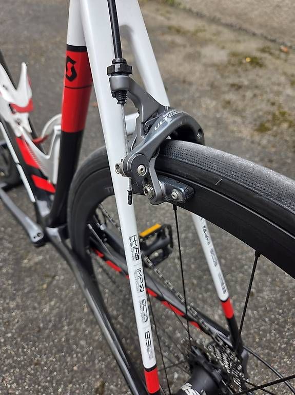 Velos: Scott Addict – Gebraucht aus Courroux von Bruno2824 3