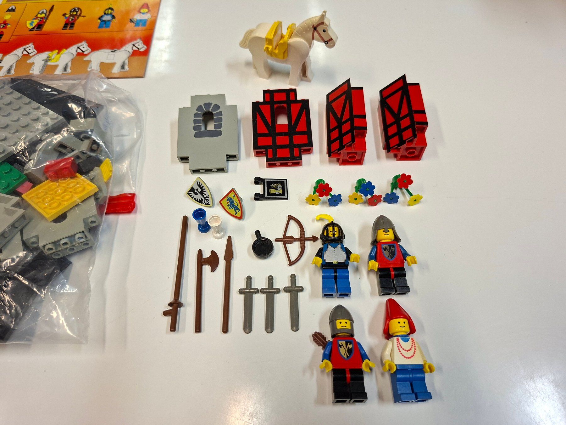 Lego Spielzeuge: Lego 6067 Guarded Inn – Gebraucht aus Sils im Domleschg von AMAG_AUDI_ZH 3