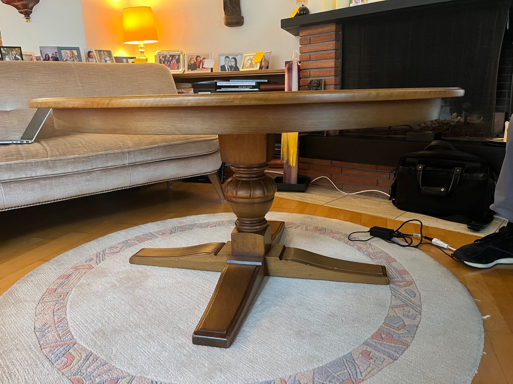 Tavoli: Stubentisch rund Holz – Usato da Wallisellen venduto da Rolfh 1