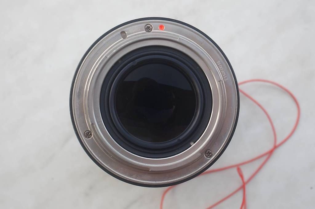 Samyang Obiettivi: SAMYANG EF Aspherical IF 85 mm F1.4 – Usato da Bieudron (Nendaz) venduto da BrunoJoly 2