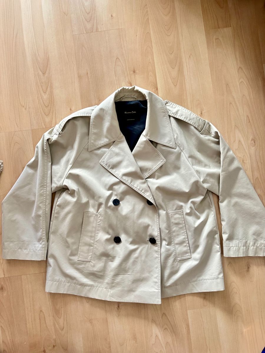 Massimo Dutti Cappotti: Massimo Dutti kurzer Trench – Usato da Zürich venduto da TheaVMO 1