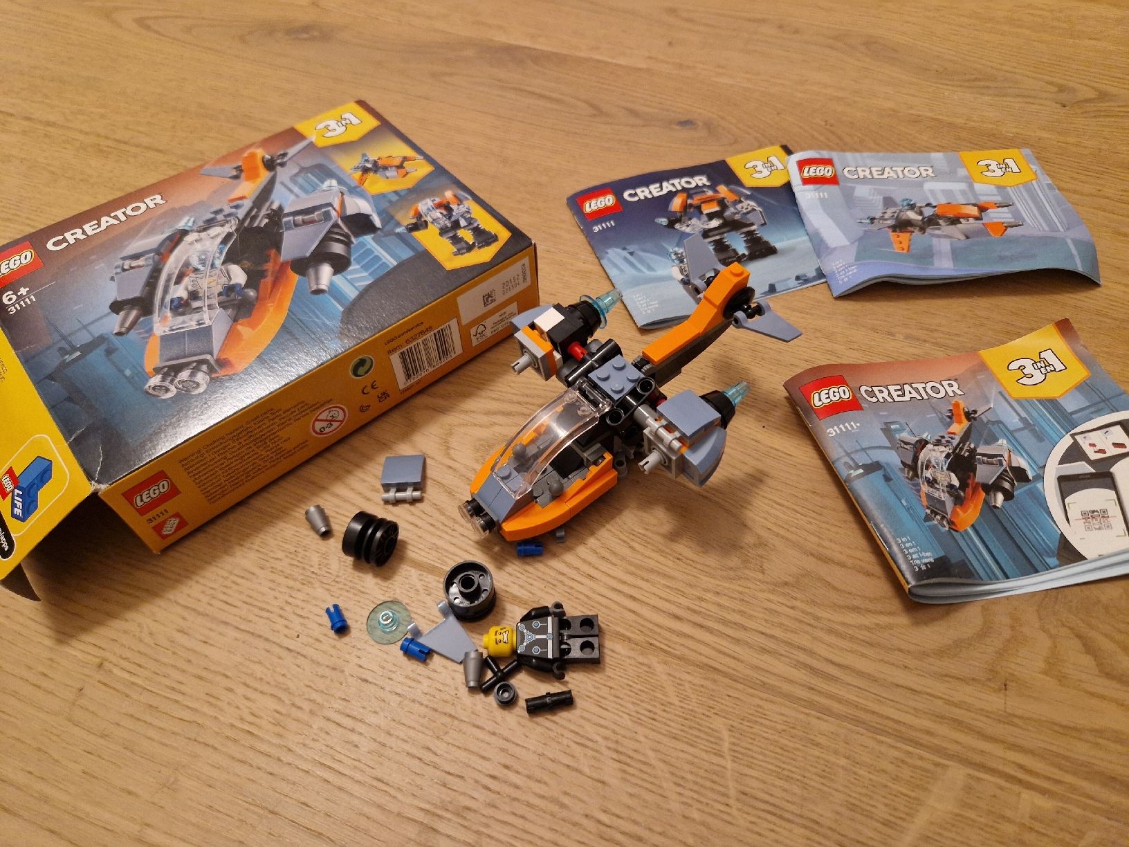 Lego Kit di costruzioni: Lego Creator 31111 Cyber-Drohne – Usato da Basel venduto da Luckyvrena