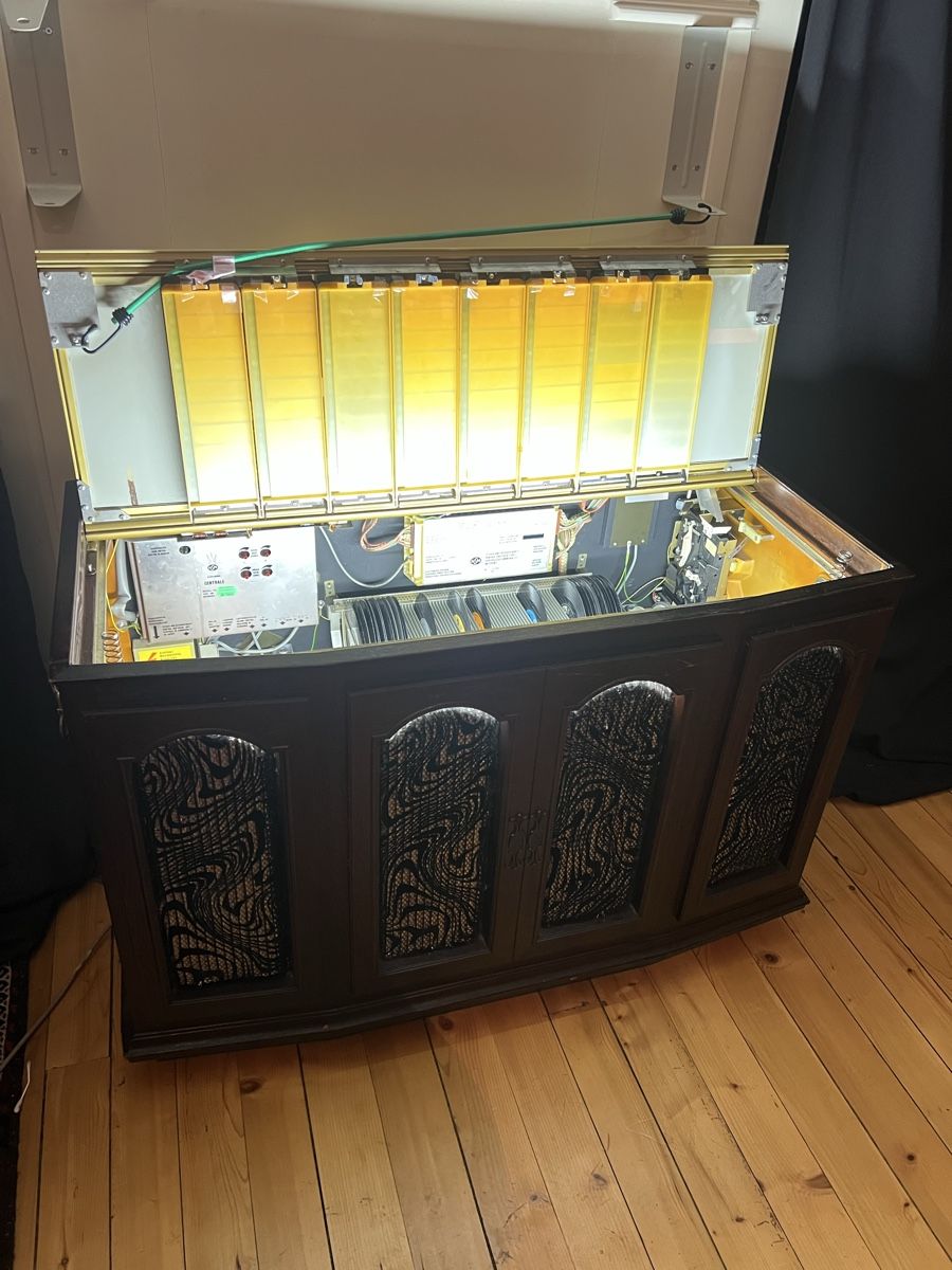 Musiktruhen: NSM Jukebox Consul es2 160 – Gebraucht aus Erlach von foere 1
