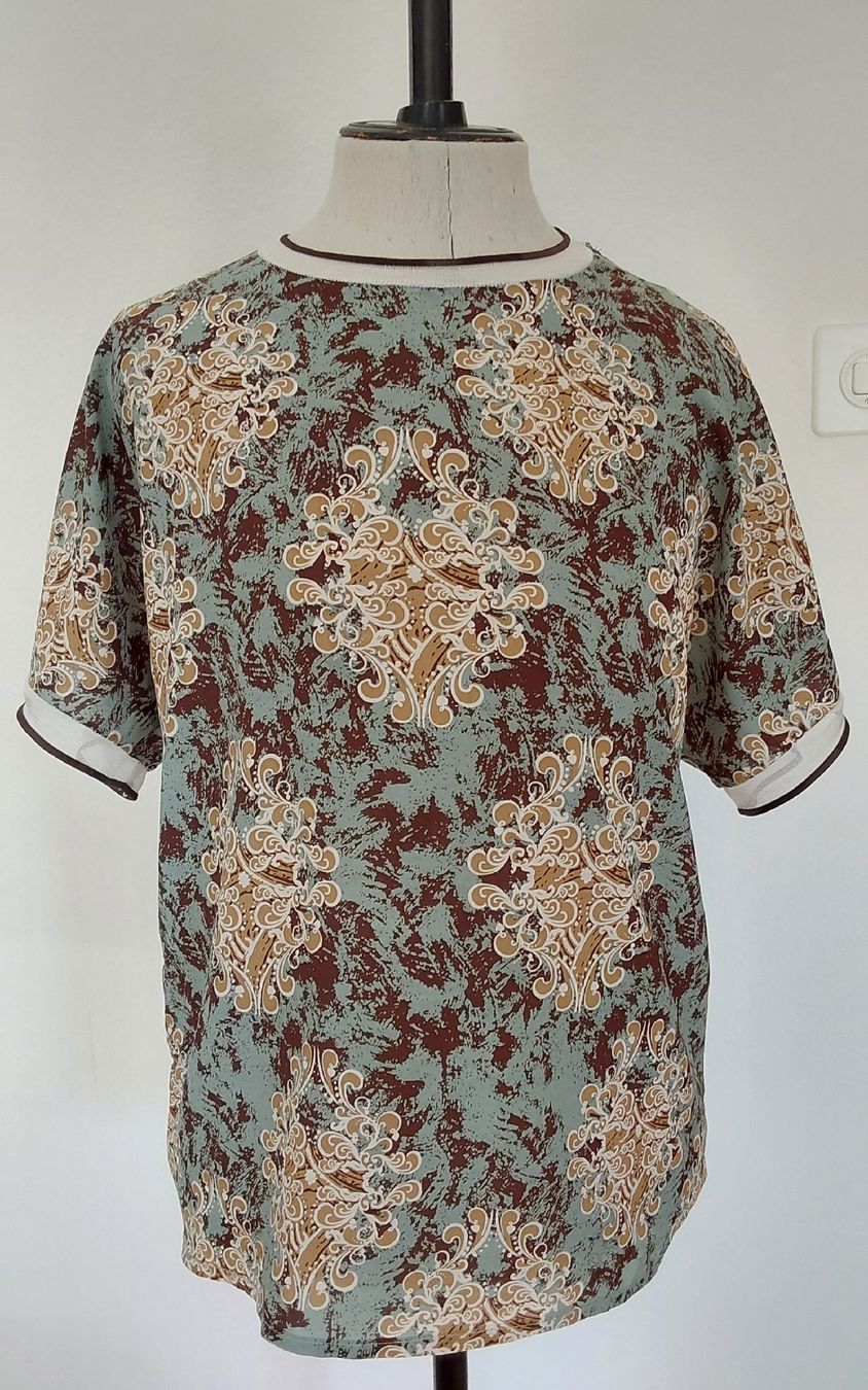 T-shirt: Shirt XL Polyester – Nuovo (secondo la descrizione) da Köniz venduto da scopello12