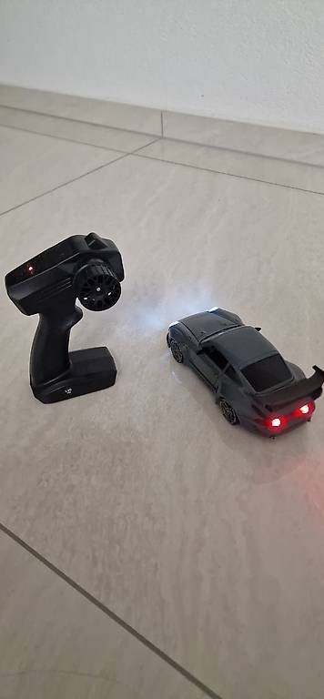 RC Modellbau: Porsche RC – Gebraucht aus Langenthal von VloreMaksutaj