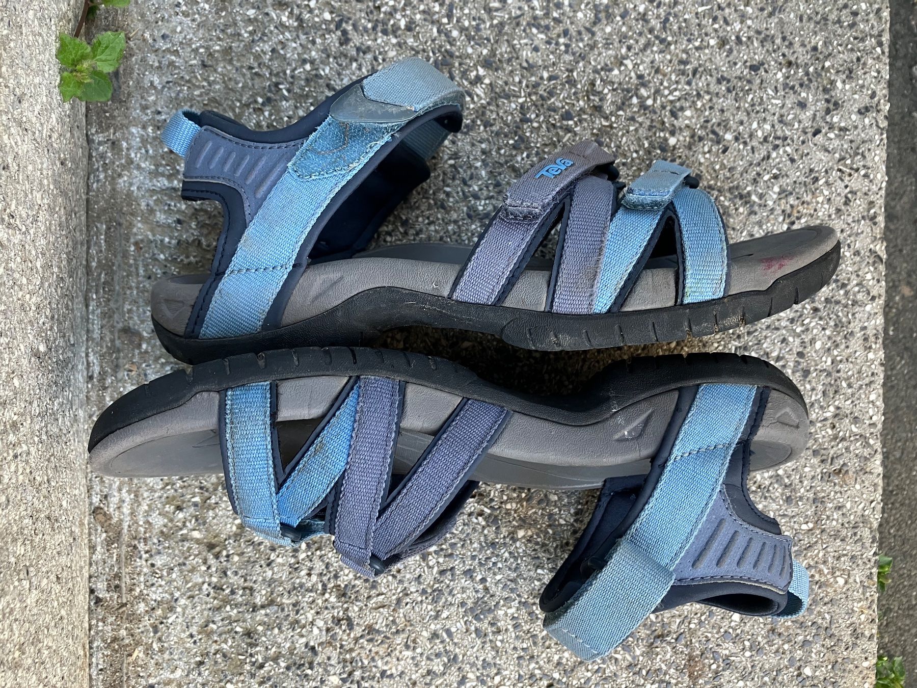Teva Scarpe per ragazzi: Teva Sandalen, Gr. 37 – Usato da Basel venduto da Nautilus123 3