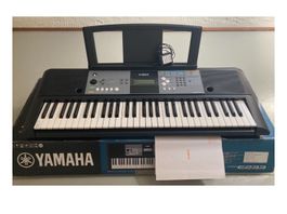 Yamaha PSR-E233 Keyboard mit Notenständer