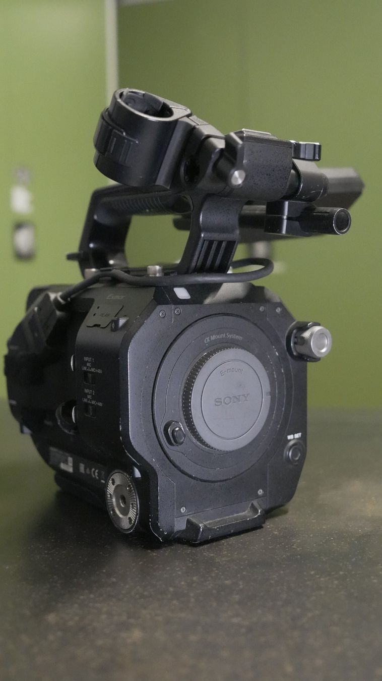 Sony Camcorder: Sony PXW-FS7 4K XDCAM Camcorder – Gebraucht aus Zürich von HalsundbeinbruchFilm 4