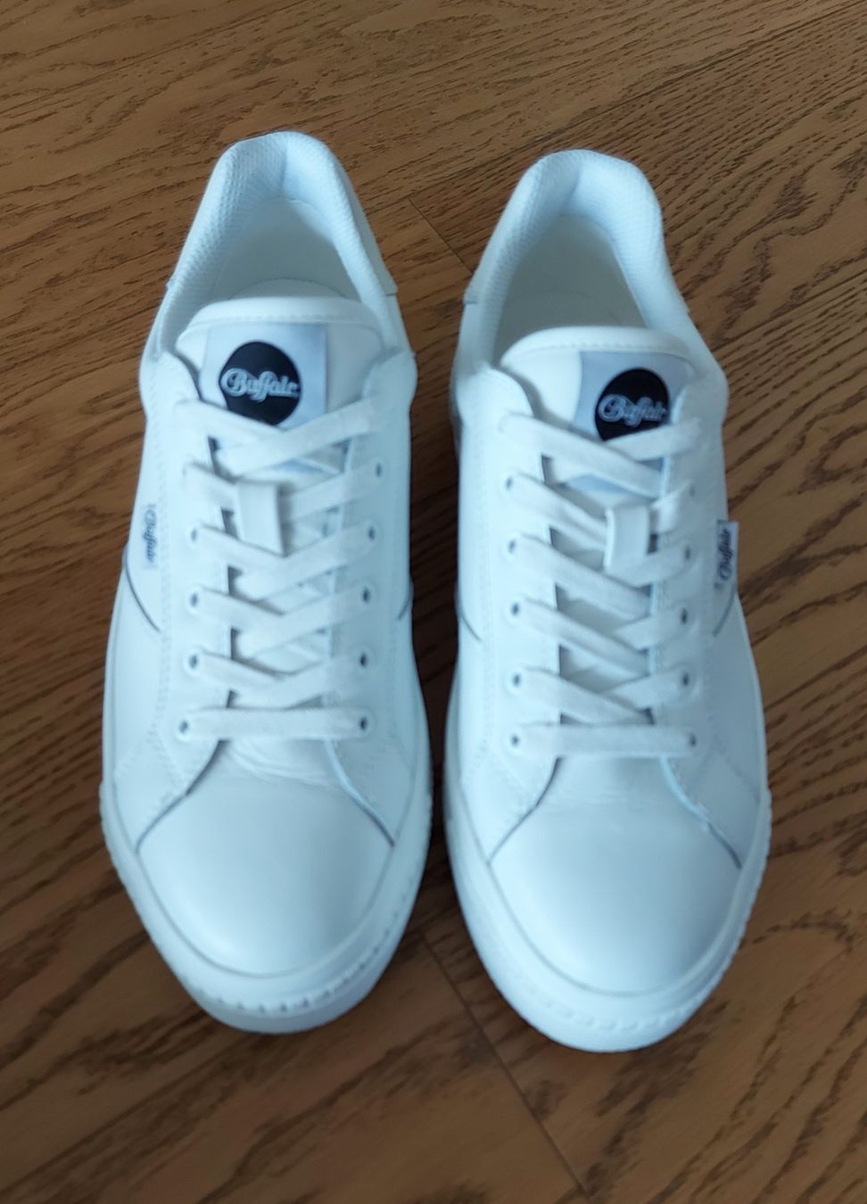Buffalo Scarpe da donna: Ledersneaker Buffalo Gr. 40 – Nuovo (secondo la descrizione) da Wabern venduto da Irakene 3