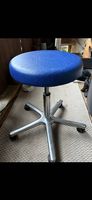 Rollhocker Therapiehocker blau neuwertig