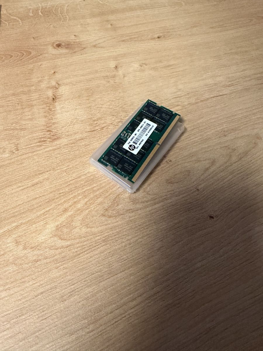 Hewlett Packard Memoria / RAM: 32GB ECC DDR5 EC4 SODIMM 5600 HP – Nuovo (secondo la descrizione) da Gams venduto da Tesacte