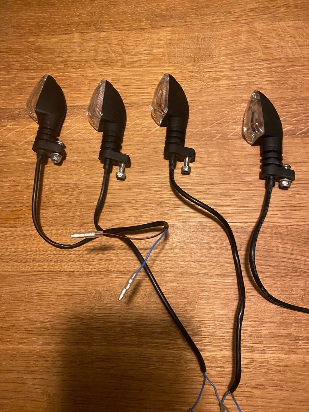 Alle Motorradersatzteile: 4 Blinker Motorrad E-geprüft – Gebraucht aus Kriens von draussen-zu-hause