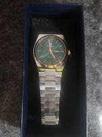 Montre Homme Quartz, Cadran Vert, Bracelet Acier