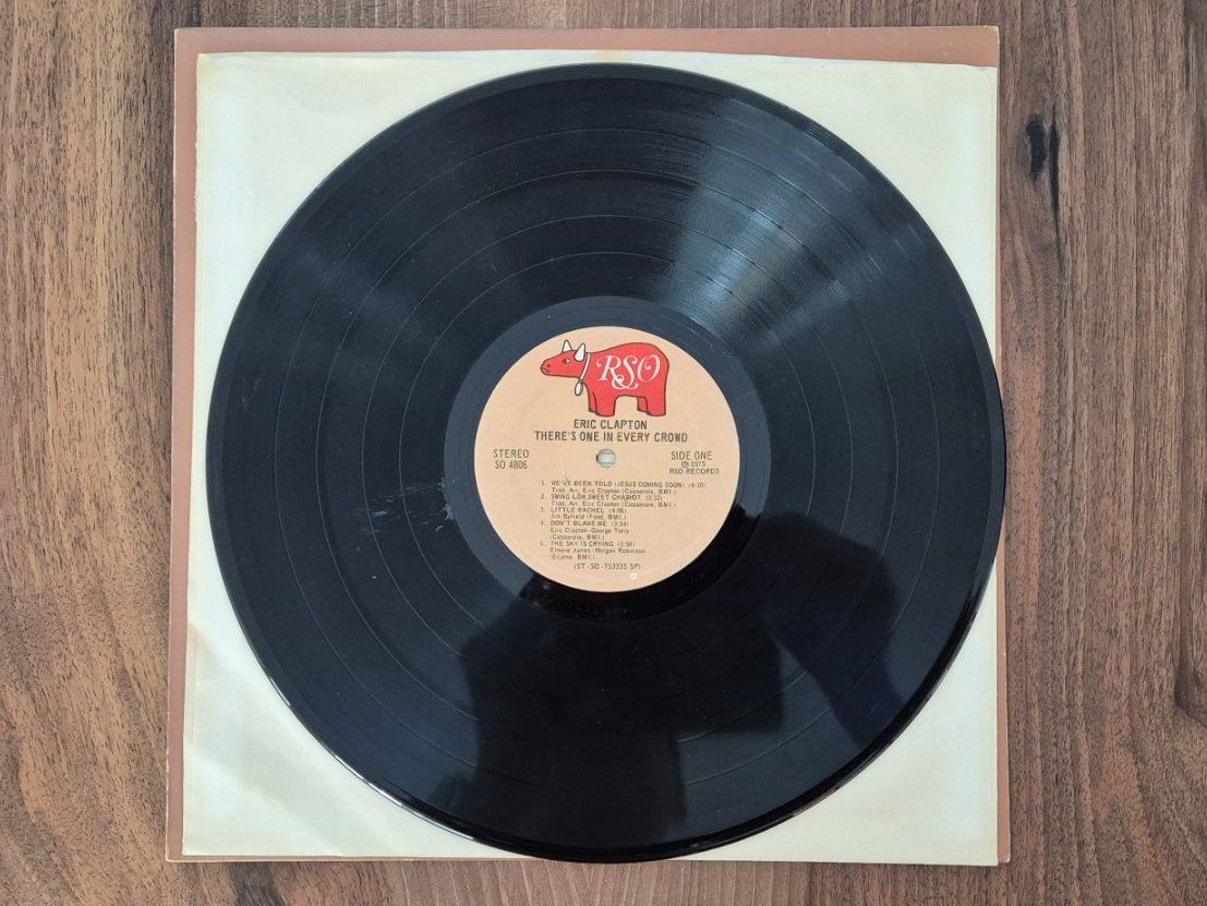 Dischi in vinile: Eric Clapton - There's one in every crowd – Usato da Emmenbrücke venduto da eneredi 2
