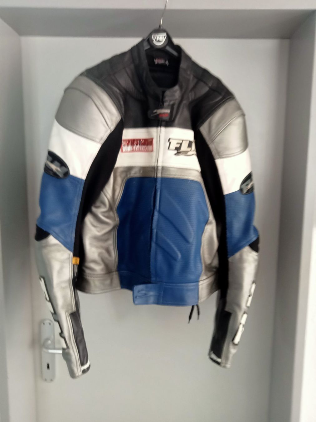 FLM Anzüge: FLM Motorrad Lederkombi, Grösse 56, Blau – Gebraucht aus Oberurnen von simgug 1