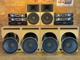 Grosse Soundanlage, DBX, Dynacord, Eminence, Celestion
