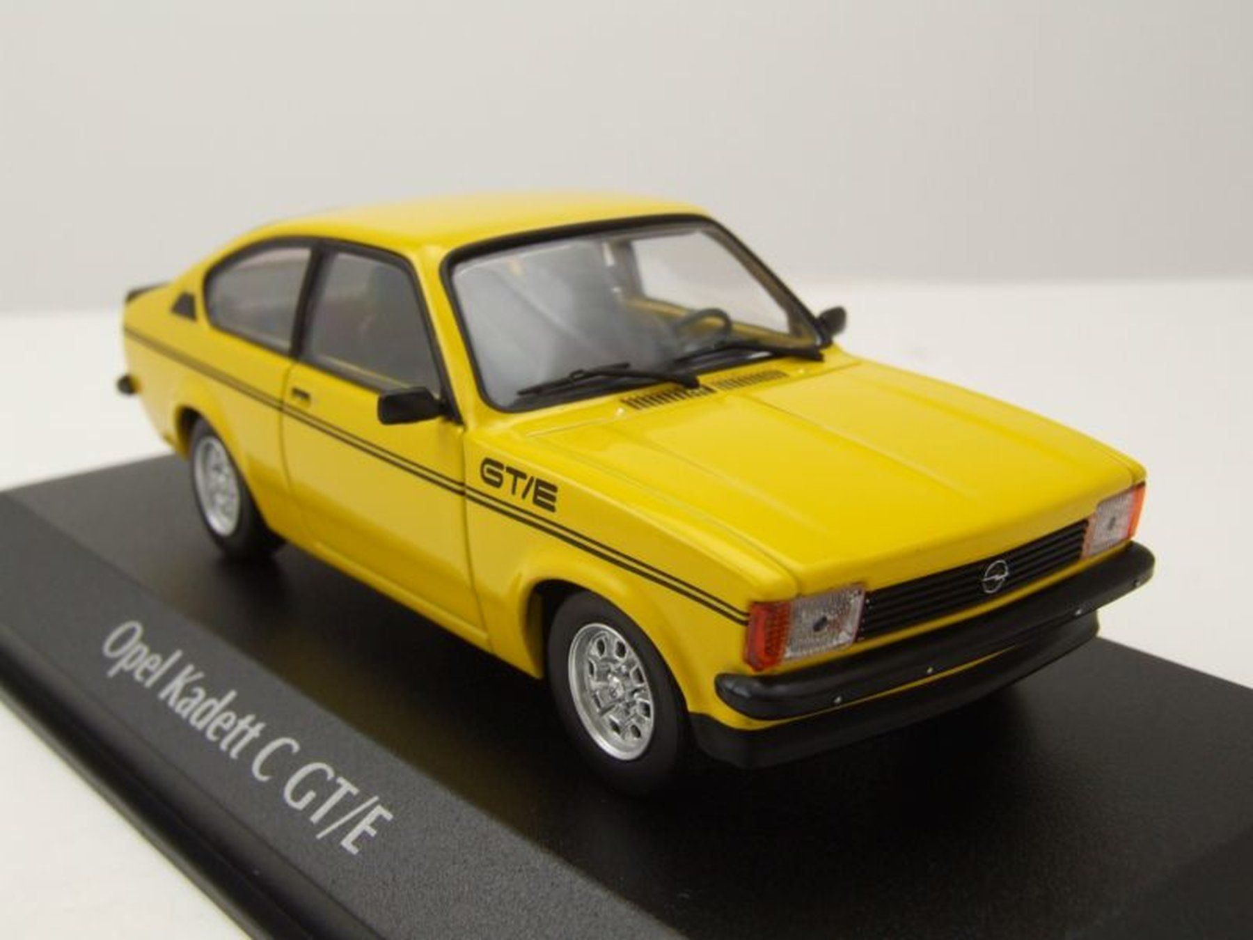 Minichamps Modellini d'auto: Opel Kadett C GT/E (1978) – Nuovo e nell'imballaggio originale da Flawil venduto da Imperiosud 4