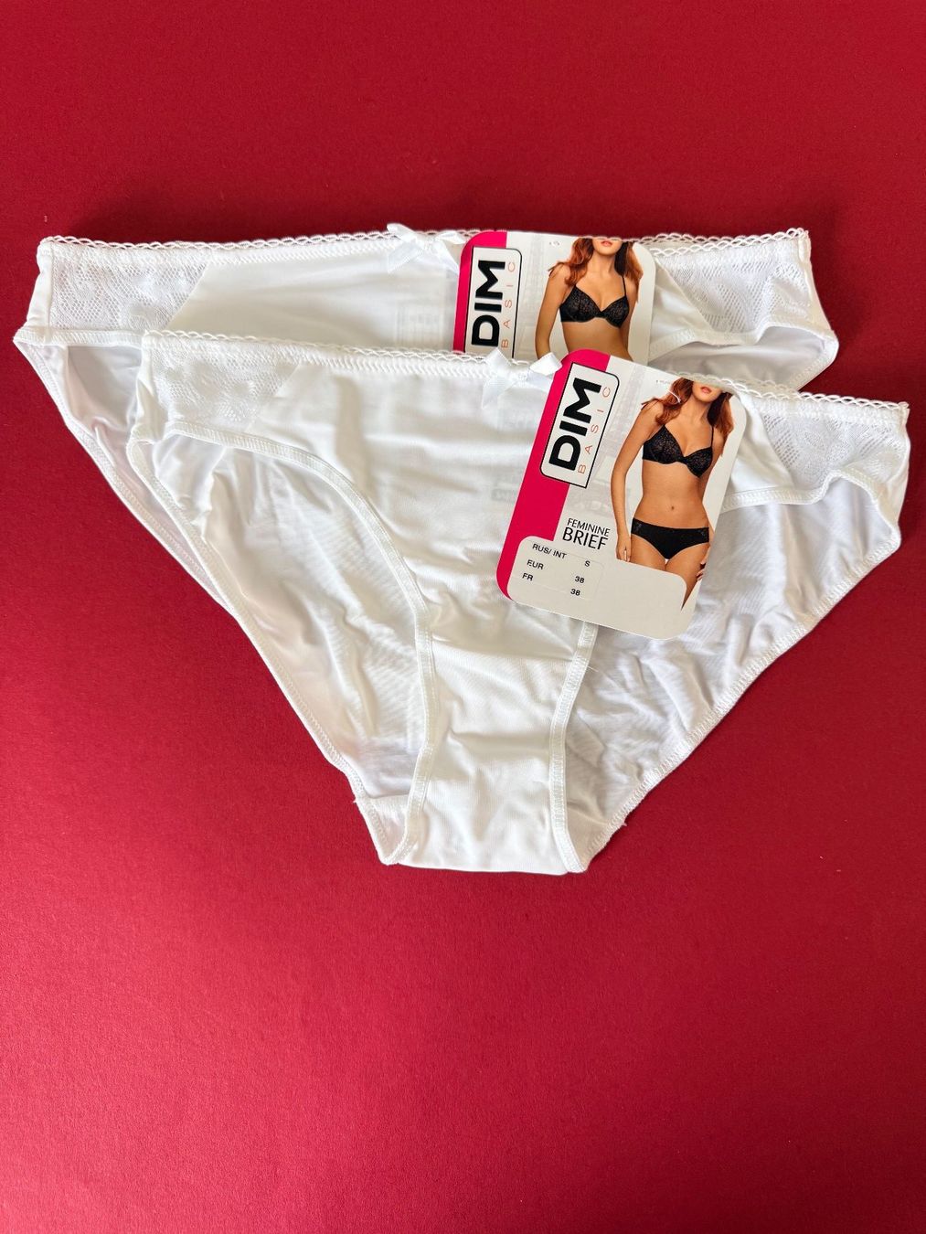 Dim Altra biancheria intima: DIM Basic, Slips FEMININE, Grösse 38, 2 Stück in Weiss – Nuovo e nell'imballaggio originale da Rudolfstetten venduto da gst_g7xl