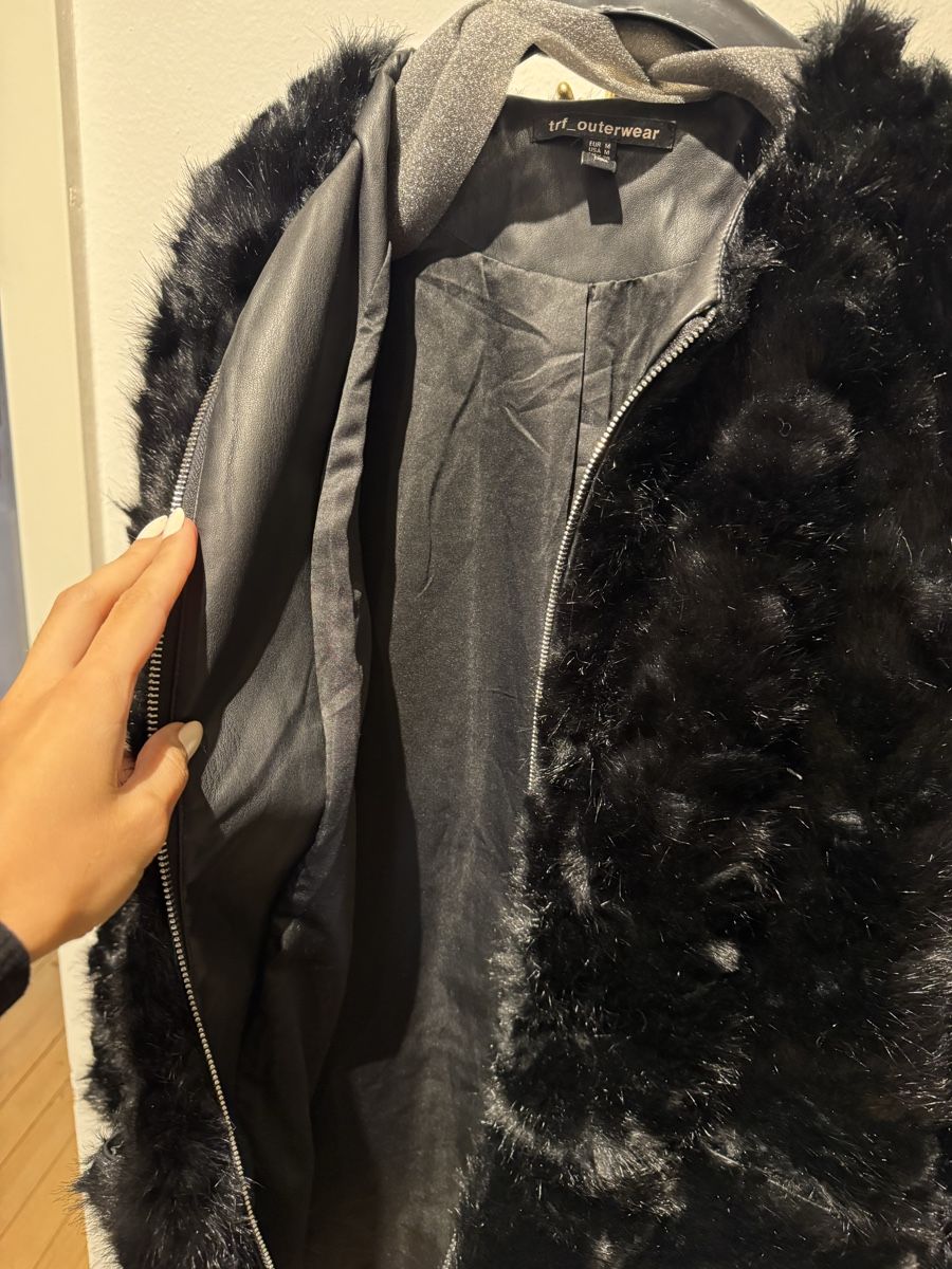 H&M Cappotti: Fauxfur Mantel – Usato da Basel venduto da Romandi 3
