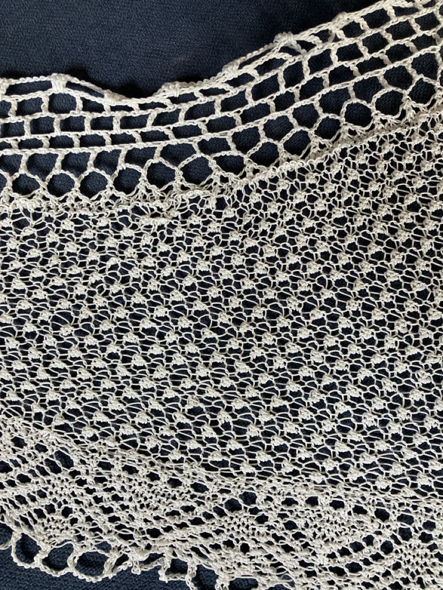 Foulard & Sciarpe: Trachtenbuch – Usato da Benken ZH venduto da Manuela035 2