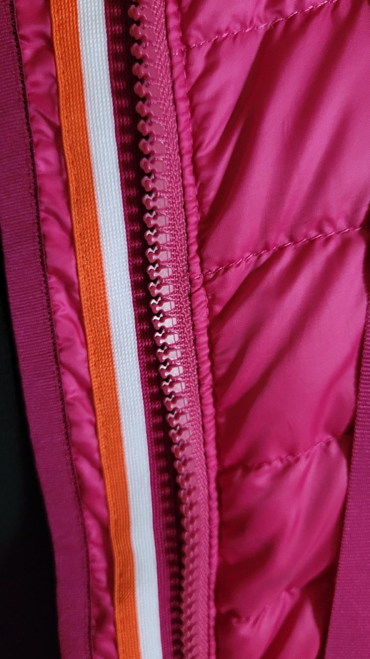 Marc Cain Vestes: Marc Cain Daunenjacke Gr.36 Fuchsia – D'occasion à Winterthur par Wohnhaus 2