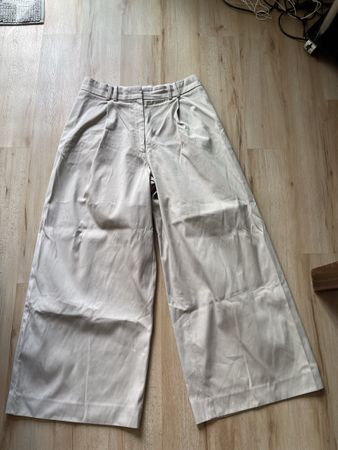 Pantalon large COS beige comme neuf 
