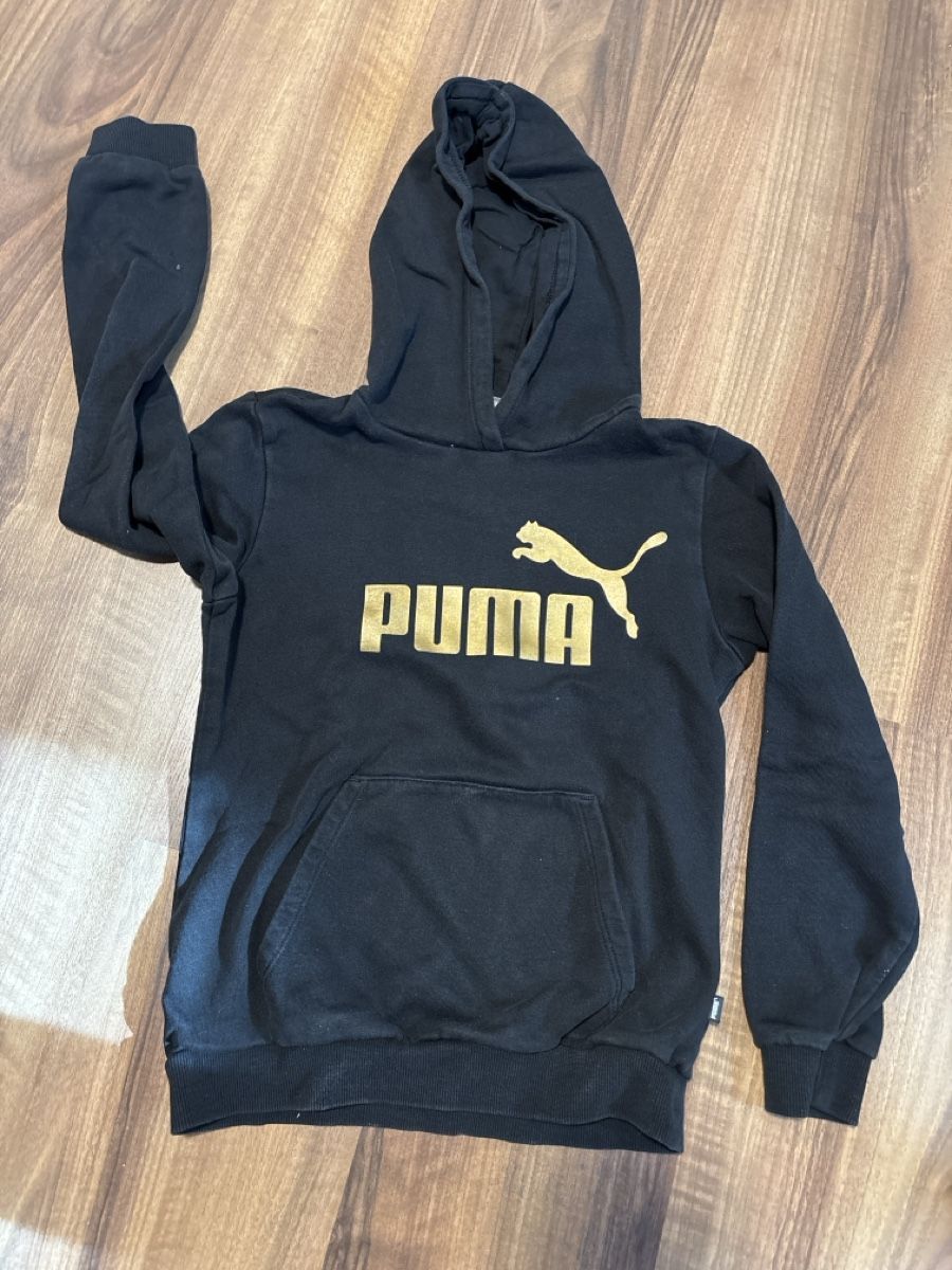 Puma Lotti di vestiti: Hoodie Grösse 128 Puma – Usato da Eriswil venduto da Saendeli2 1