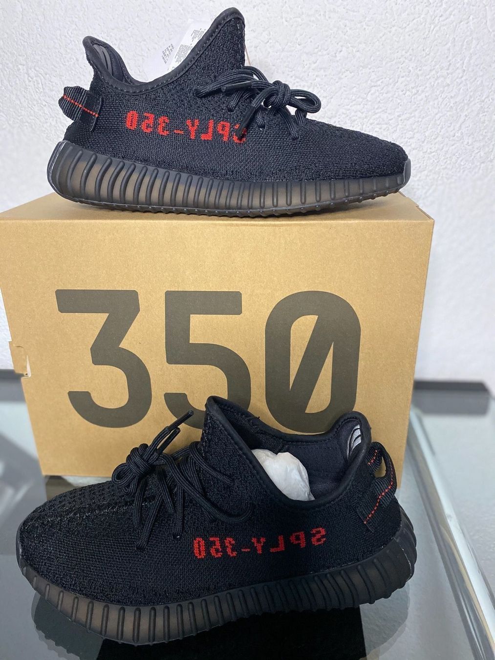 Adidas Scarpe da uomo: YEZZY BOOST 350 BLACK RED – Nuovo e nell'imballaggio originale da Obersaxen venduto da Bob-omb 2