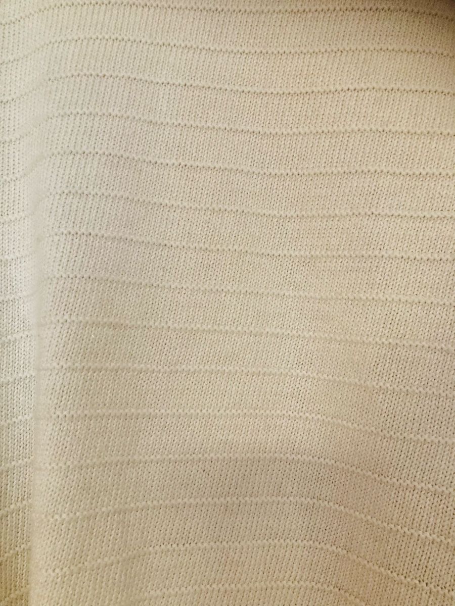 Pullover & Sweatshirts: Pullover blanc en coton – Gebraucht aus Ardon von hel_2sxp 1