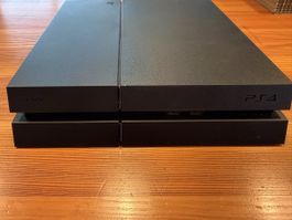 PlayStation PS 4 / 1 TB / 2 Controller 