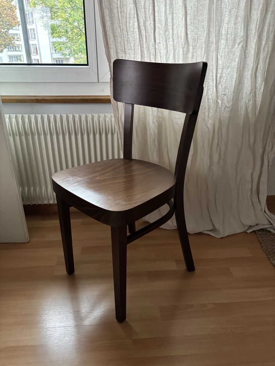 Stühle: Holzstuhl 🪑 – Gebraucht aus Bern von wisemagpie 2