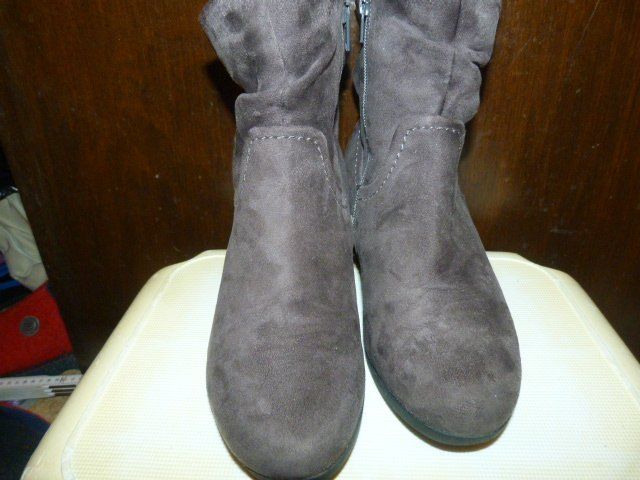 Gabor Scarpe da donna: Stiefeletten von Gabor, Gr. 6, grau Velours – Usato da Nunningen venduto da Fashion-Ave51 2