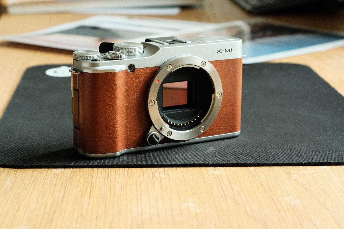 Fujifilm Fotocamera: Fujifilm X-M1 with X-Trans sensor – Nuovo (secondo la descrizione) da Appenzell Steinegg venduto da  1