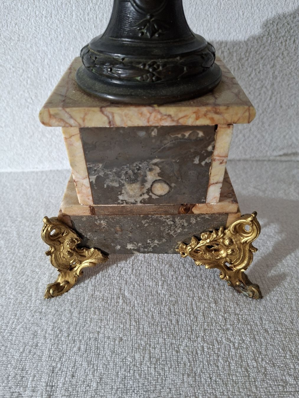 Orologi da terra & Orologi da parete: antike Chemineuhr um 1900 – Usato da Grindelwald venduto da carro5 8