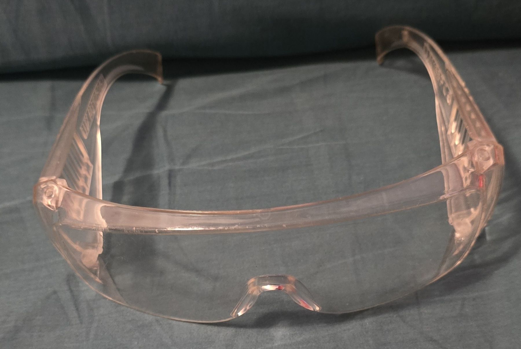 Occhiali & Lenti: SECOND HAND: Schutzbrille transparent  – Usato da Seuzach venduto da Verano_2026