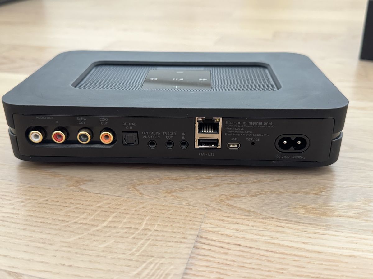 Bluesound Lecteur multimedia & Streamer: Bluesound Node 2i Wireless Music Streamer, Top Zustand – Neuf (Voir description) à Basel par DanWa 2