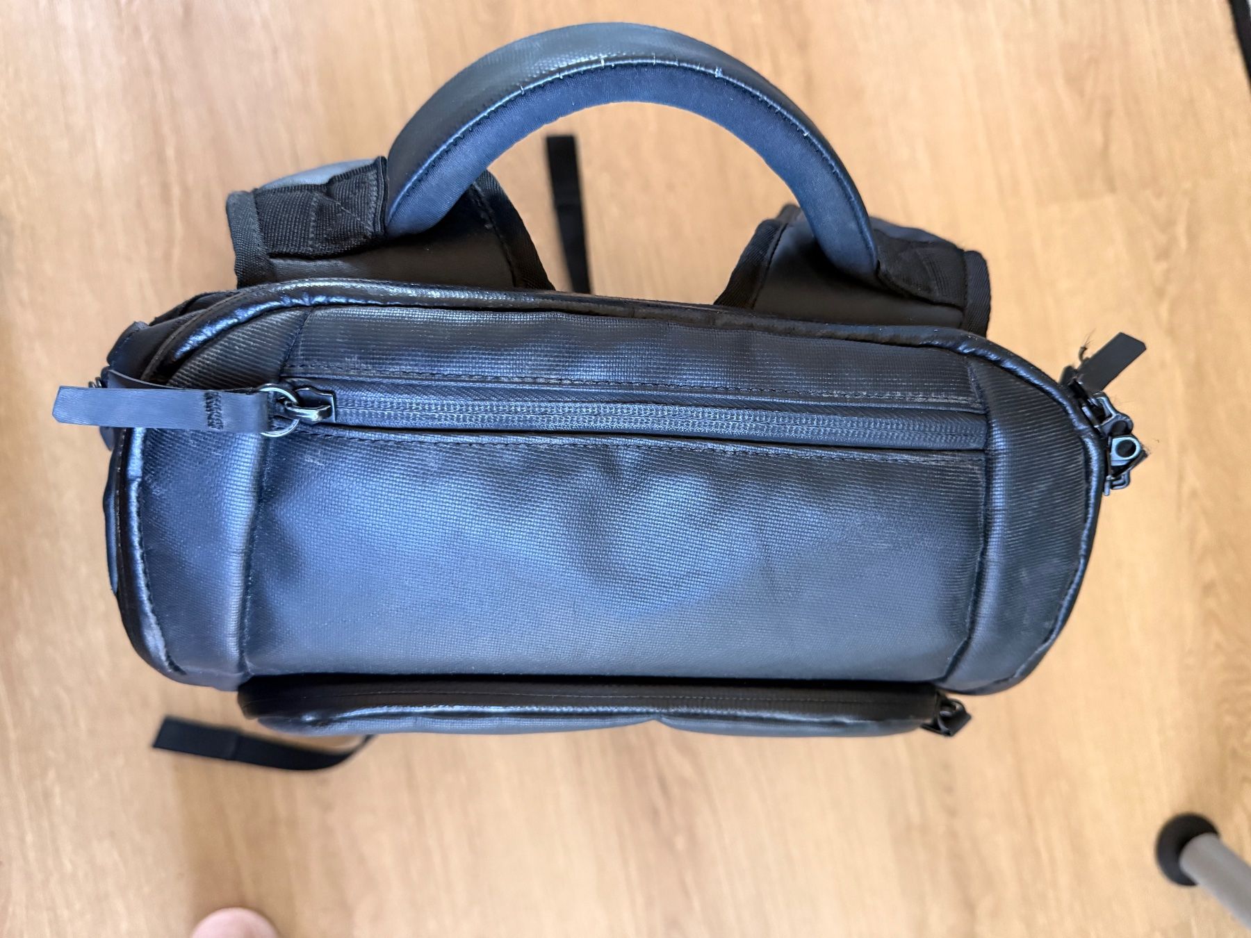 Rucksäcke: NOMATIC Backpack 20–24L  Expandable Everyday & Tech backpack – Gebraucht aus Wettingen von andreaaste 2