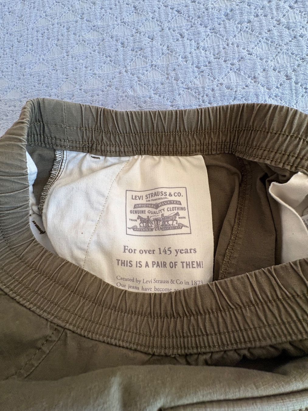 Hosen: Shorts Boss & Levis – Gebraucht aus Regensberg von imer 8